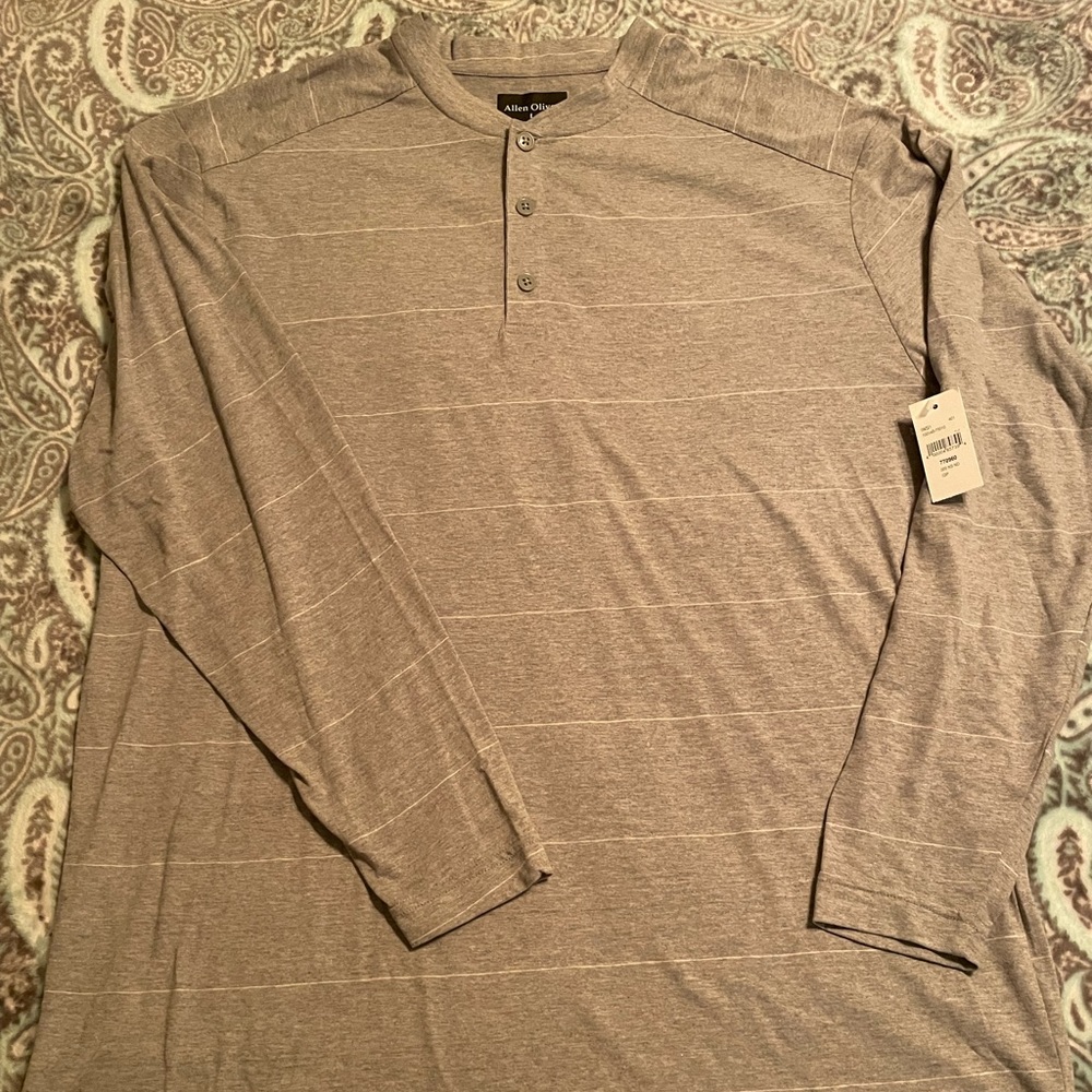 Men’s Lg Allen Oliver long sleeve Henley tee NWT
